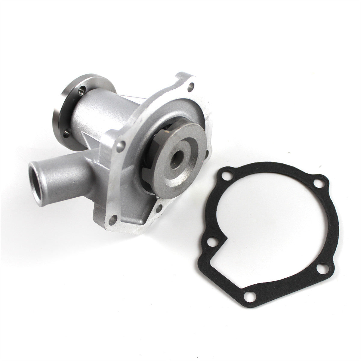 15752-73030 15534-73030 Water Pump for Kubota Engine D750 D850 D950
