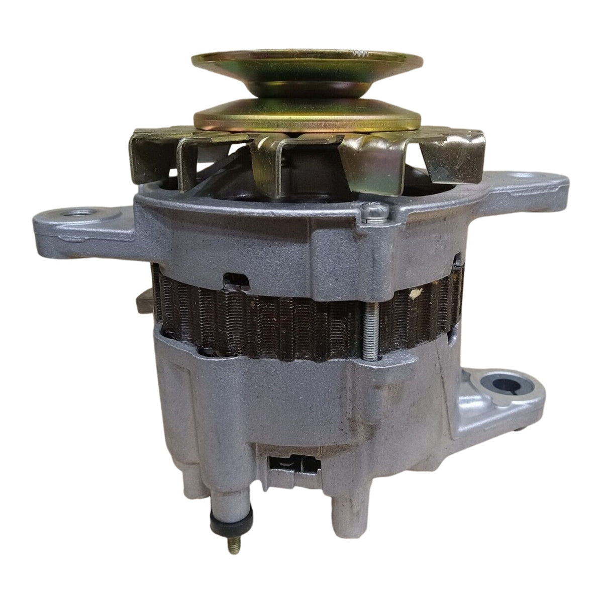 Alternator A5T70383 ME04916 for Mitsubishi Fuso 320 Truck 4D30 4D31 Engine